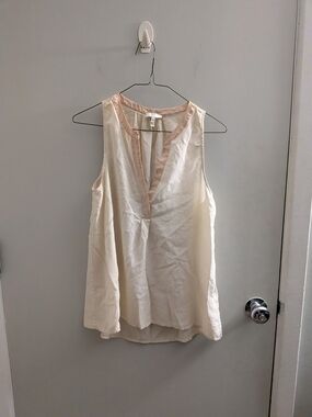 Toby Heart Ginger Cream V-Neck 100 Percent Silk Sleeveless Blouse Luxury Office